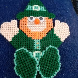 Leprechaun magnet
